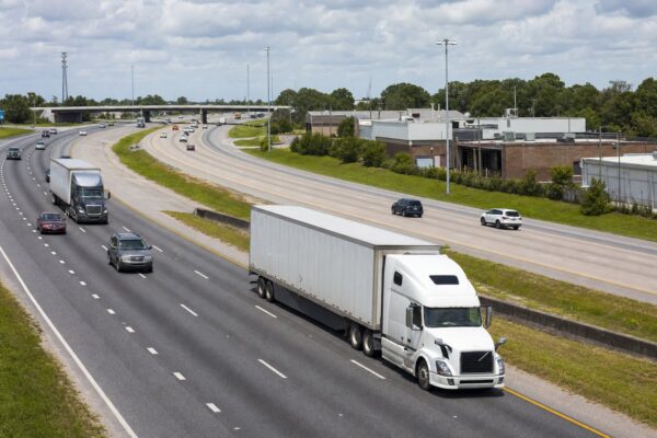 North Charleston Truck Accident Guide: I-26 & Rivers Avenue Corridor