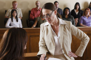 lady-lawyer-beige-suit-glasses-in-court